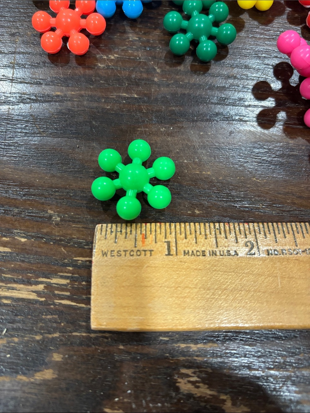 100 Colorful Interlocking Plastic Building Pieces - Multicolor - Picture 3 of 5
